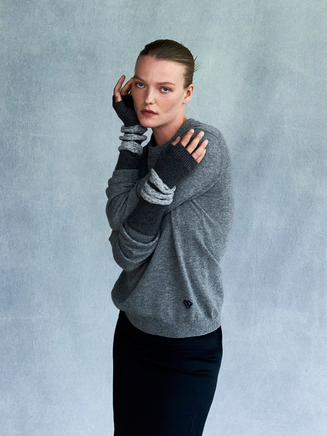 Opera-Length Mittens