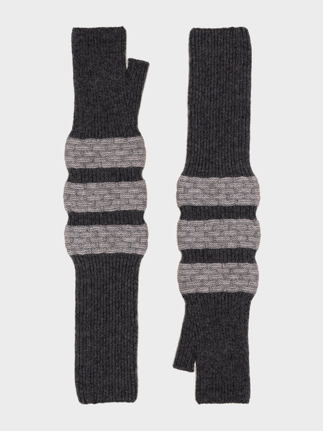 Opera-Length Mittens